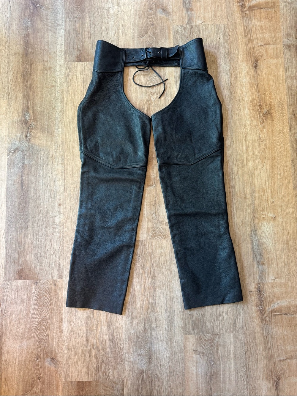 Men's Black Leather Chaps Pants - Picture 2 of 8